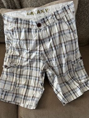 Galaxy By Harvic White Plaid Cargo Shorts with Blue and Tan Stripes